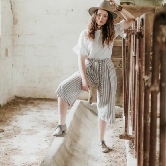 Farmhouse Frocks NWT Striped Willow Pants - size Small - Picture 2 of 8